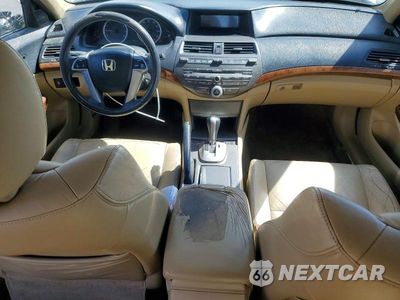 Zdjęcie 8 z 13 samochodu: 2012 HONDA ACCORD EXL VIN:1HGCP2F83CA193231 - miniatura