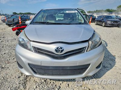 Piąte zdjęcie samochodu w środku: 2013 TOYOTA YARIS 5-DOOR L VIN:JTDKTUD39DD568256 - miniatura