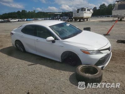 Czwarte zdjęcie samochodu z boku: 2019 TOYOTA CAMRY HYBRID XLE VIN:4T1B21HK7KU513736 - miniatura