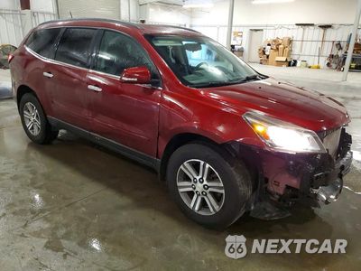 Czwarte zdjęcie samochodu z boku: 2017 CHEVROLET TRAVERSE LT VIN:1GNKVGKD0HJ168429 - miniatura