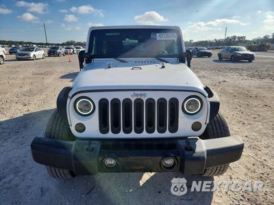 Piąte zdjęcie samochodu w środku: 2017 JEEP WRANGLER UNLIMITED SPORT VIN:1C4BJWDG1HL510464 - miniatura