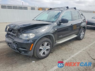 2013 BMW X5 XDRIVE35D 5UXZW0C55D0B94576 - główne zdjęcie licytacji z USA - miniatura