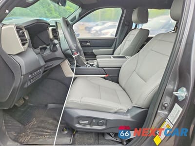Zdjęcie 7 z 12 samochodu: 2025 TOYOTA TUNDRA CREWMAX LIMITED VIN:5TFJA5DBXSX314842 - miniatura