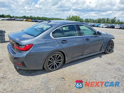 Trzecie zdjęcie samochodu z tyłu: 2021 BMW 330XI VIN:3MW5R7J03M8C00575 - miniatura