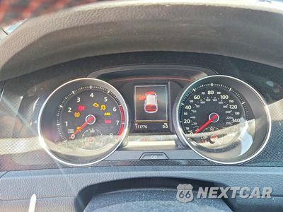 Zdjęcie 9 z 12 samochodu: 2016 VOLKSWAGEN GTI S/SE VIN:3VW447AU8GM030786 - miniatura