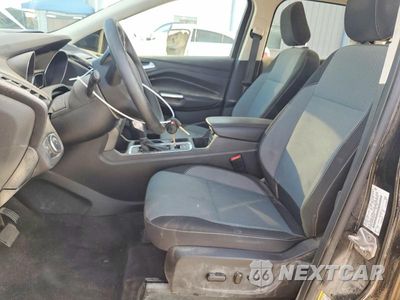 Zdjęcie 7 z 13 samochodu: 2018 FORD ESCAPE SE VIN:1FMCU9GD8JUC86488 - miniatura