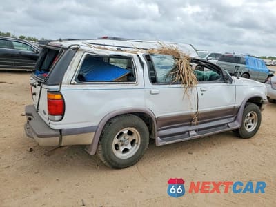 Trzecie zdjęcie samochodu z tyłu: 1995 FORD EXPLORER VIN:1FMDU34X9SZB04852 - miniatura