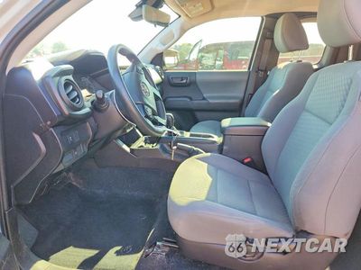 Zdjęcie 7 z 12 samochodu: 2021 TOYOTA TACOMA SR VIN:3TYRX5GN2MT008805 - miniatura