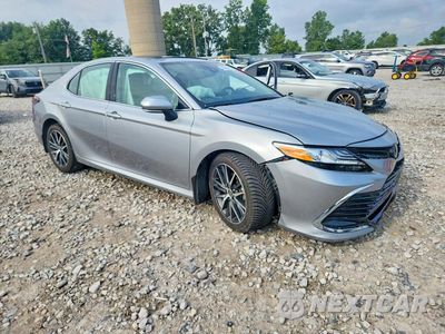 Czwarte zdjęcie samochodu z boku: 2024 TOYOTA CAMRY XLE VIN:4T1F31AK3RU625761 - miniatura