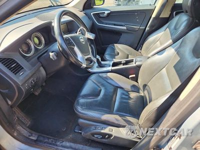 Zdjęcie 7 z 13 samochodu: 2013 VOLVO XC60 T6 VIN:YV4902DZ8D2441281 - miniatura