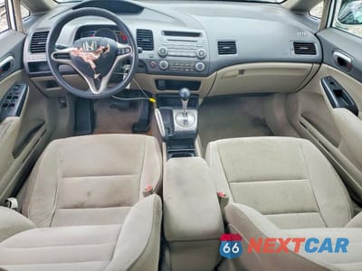 Zdjęcie 8 z 13 samochodu: 2009 HONDA CIVIC LX VIN:2HGFA16529H368237 - miniatura