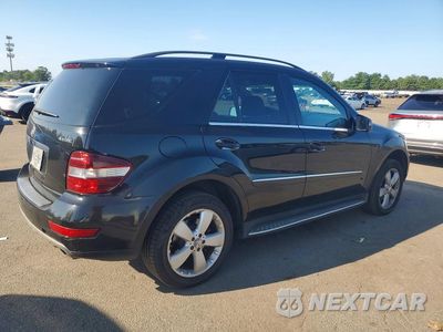 Trzecie zdjęcie samochodu z tyłu: 2011 MERCEDES-BENZ ML 350 4MATIC VIN:4JGBB8GB8BA636473 - miniatura