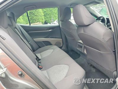 Zdjęcie 10 z 12 samochodu: 2020 TOYOTA CAMRY LE VIN:4T1C11AK6LU503640 - miniatura