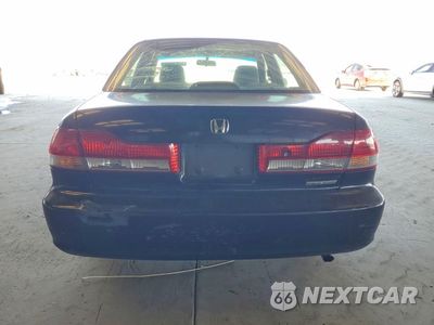 Zdjęcie 6 z 12 samochodu: 2002 HONDA ACCORD EX VIN:JHMCG66882C017234 - miniatura