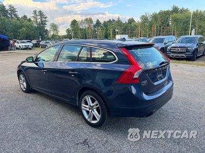 Trzecie zdjęcie samochodu z tyłu: 2015 VOLVO V60 PREMIER VIN:YV140MEK6F1254733 - miniatura