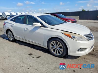 Czwarte zdjęcie samochodu z boku: 2014 HYUNDAI AZERA LIMITED VIN:KMHFH4JG8EA406501 - miniatura