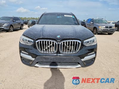 Piąte zdjęcie samochodu w środku: 2019 BMW X3 SDRIVE30I VIN:5UXTR7C56KLF34352 - miniatura