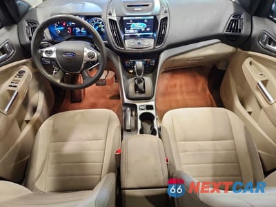 Zdjęcie 8 z 13 samochodu: 2015 FORD ESCAPE SE VIN:1FMCU9GX0FUA20805 - miniatura