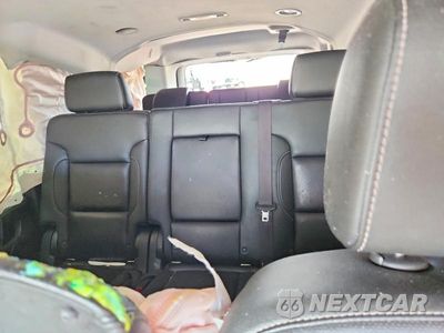 Zdjęcie 10 z 13 samochodu: 2017 GMC YUKON XL K1500 SLT VIN:1GKS2GKC6HR128662 - miniatura