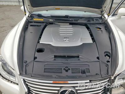 Zdjęcie 11 z 12 samochodu: 2016 LEXUS LS 460 VIN:JTHBL5EF1G5142587 - miniatura