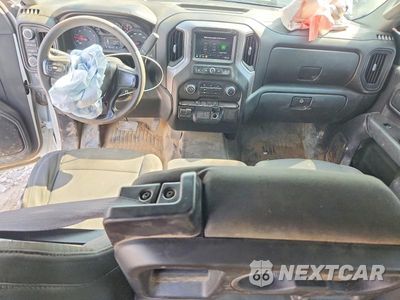 Zdjęcie 8 z 12 samochodu: 2020 CHEVROLET SILVERADO K2500 HEAVY DUTY VIN:1GC4YLEY5LF323245 - miniatura