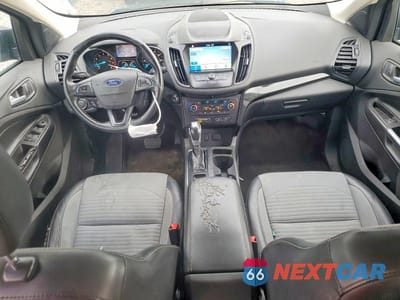 Zdjęcie 8 z 13 samochodu: 2019 FORD ESCAPE SE VIN:1FMCU9GD9KUA95776 - miniatura