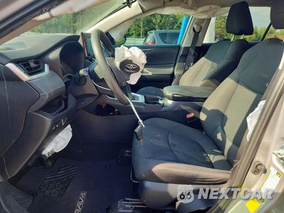 Zdjęcie 7 z 14 samochodu: 2019 TOYOTA RAV4 LE VIN:2T3H1RFV2KC008947 - miniatura