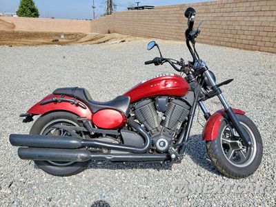 2013 VICTORY MOTORCYCLES JUDGE 5VPMB36N6D3013373 - główne zdjęcie licytacji z USA - miniatura