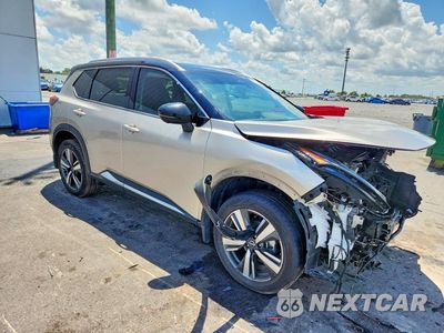 Czwarte zdjęcie samochodu z boku: 2023 NISSAN ROGUE PLATINUM VIN:JN8BT3DC7PW106303 - miniatura