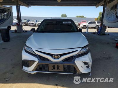 Piąte zdjęcie samochodu w środku: 2023 TOYOTA CAMRY XSE VIN:4T1K61AKXPU157580 - miniatura