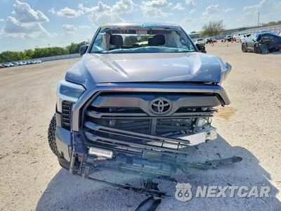 Piąte zdjęcie samochodu w środku: 2024 TOYOTA TUNDRA SR5 VIN:5TFLA5AB1RX039501 - miniatura