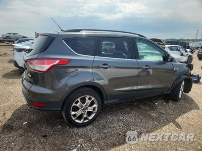 Trzecie zdjęcie samochodu z tyłu: 2016 FORD ESCAPE SE VIN:1FMCU0G90GUB32132 - miniatura
