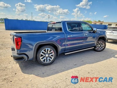 Trzecie zdjęcie samochodu z tyłu: 2025 GMC SIERRA K1500 DENALI VIN:1GTUUGED8SZ312902 - miniatura