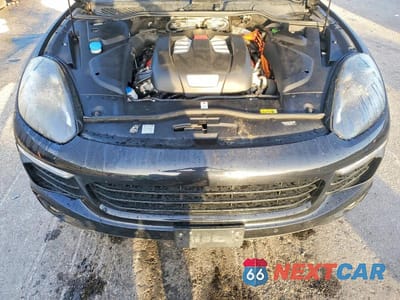 Zdjęcie 12 z 13 samochodu: 2016 PORSCHE CAYENNE SE HYBRID VIN:WP1AE2A24GLA16551 - miniatura