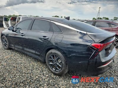 Drugie zdjęcie samochodu z przodu: 2025 KIA K5 LXS VIN:KNAG24J72S5325781 - miniatura