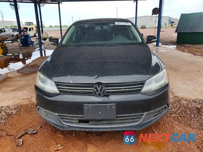 Piąte zdjęcie samochodu w środku: 2013 VOLKSWAGEN JETTA SE VIN:3VWDX7AJ4DM362295 - miniatura