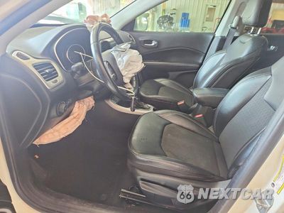 Zdjęcie 7 z 13 samochodu: 2020 JEEP COMPASS LATITUDE VIN:3C4NJCBB7LT150827 - miniatura