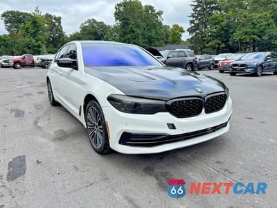 Czwarte zdjęcie samochodu z boku: 2020 BMW 530 I VIN:WBAJR3C06LCD80214 - miniatura
