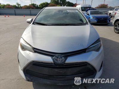 Piąte zdjęcie samochodu w środku: 2019 TOYOTA COROLLA LE VIN:5YFBURHE7KP941777 - miniatura
