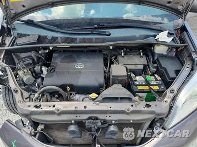 Zdjęcie 12 z 14 samochodu: 2014 TOYOTA SIENNA XLE 8-PASSENGER VIN:5TDYK3DC2ES437733 - miniatura