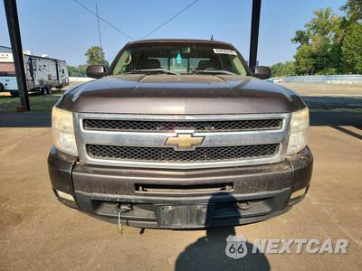 Piąte zdjęcie samochodu w środku: 2010 CHEVROLET SILVERADO K1500 LTZ VIN:3GCRKTE32AG274951 - miniatura