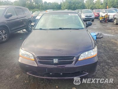 Piąte zdjęcie samochodu w środku: 1998 HONDA ACCORD EX VIN:1HGCG1657WA070570 - miniatura