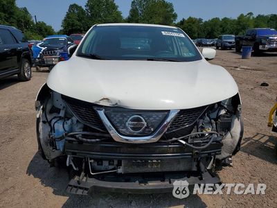 Piąte zdjęcie samochodu w środku: 2018 NISSAN ROGUE SPORT S VIN:JN1BJ1CR8JW259116 - miniatura