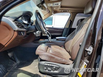 Zdjęcie 7 z 13 samochodu: 2014 BMW X5 XDRIVE35I VIN:5UXKR0C5XE0H28617 - miniatura