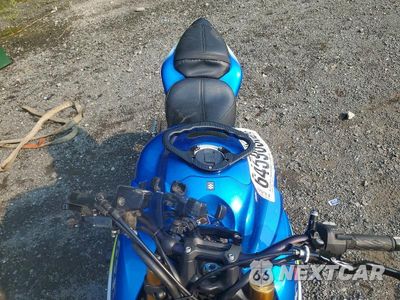 Piąte zdjęcie samochodu w środku: 2016 SUZUKI GSX-S1000 VIN:JS1GT79AXG2100285 - miniatura