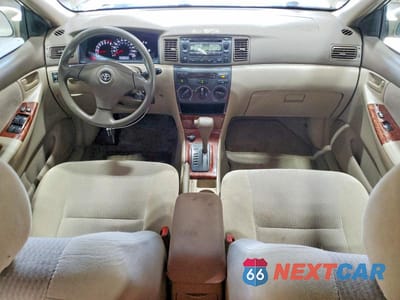 Zdjęcie 8 z 12 samochodu: 2005 TOYOTA COROLLA LE VIN:1NXBR32E05Z544647 - miniatura