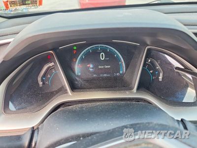 Zdjęcie 9 z 12 samochodu: 2017 HONDA CIVIC EX VIN:19XFC2F72HE228408 - miniatura