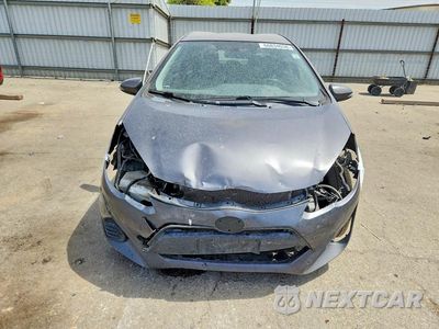 Piąte zdjęcie samochodu w środku: 2016 TOYOTA PRIUS C ONE VIN:JTDKDTB38G1135382 - miniatura