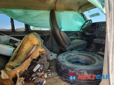 Zdjęcie 11 z 13 samochodu: 2019 CHEVROLET EXPRESS G3500 LT VIN:1GAZGPFG9K1220257 - miniatura