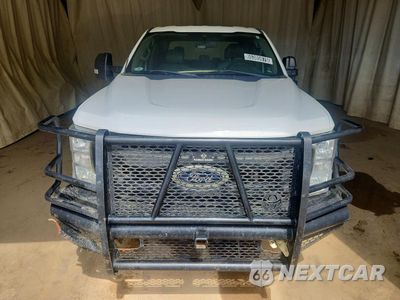 Piąte zdjęcie samochodu w środku: 2022 FORD F250 SUPER DUTY VIN:1FT7W2B61NEC70455 - miniatura